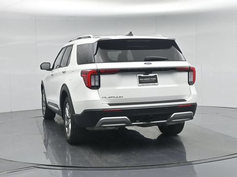 Used 2025 Ford Explorer Platinum RWD image 32