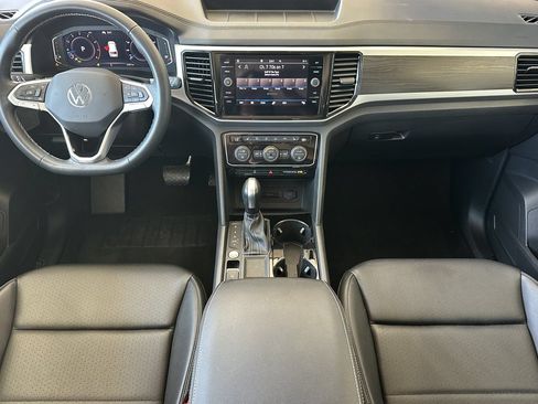 Used 2023 Volkswagen Atlas SE FWD image 12
