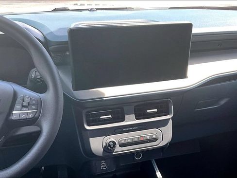 New 2026 Ford Maverick XL FWD image 7