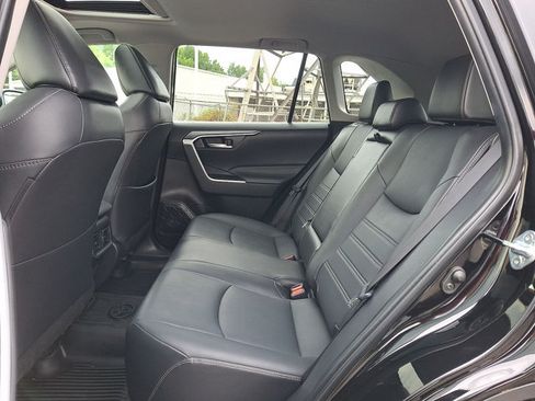 Certified 2023 Toyota RAV4 XLE Premium AWD/4WD image 21