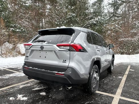 New 2025 Toyota RAV4 LE image 5