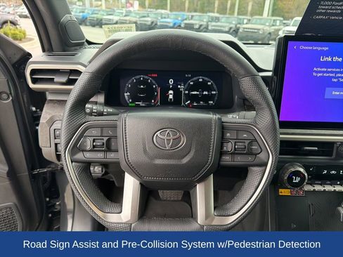 Used 2024 Toyota Tacoma Limited AWD/4WD image 18