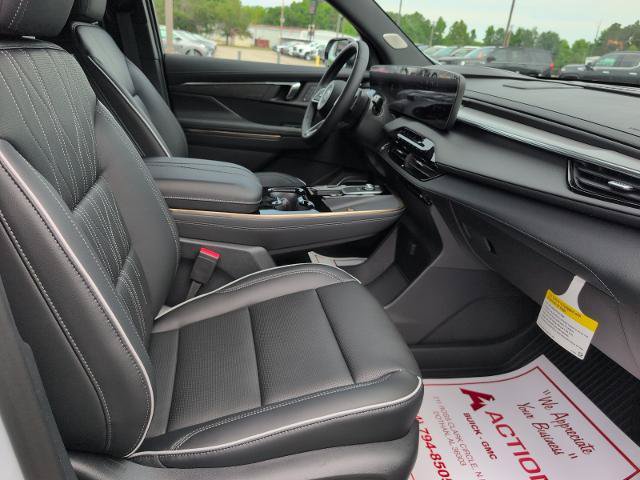 New 2026 Buick Enclave Avenir w/ Super Cruise Package FWD image 12