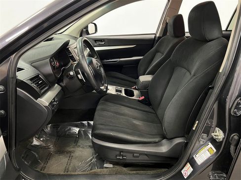 Used 2013 Subaru Outback 2.5i Premium w/ All-Weather Pkg image 10