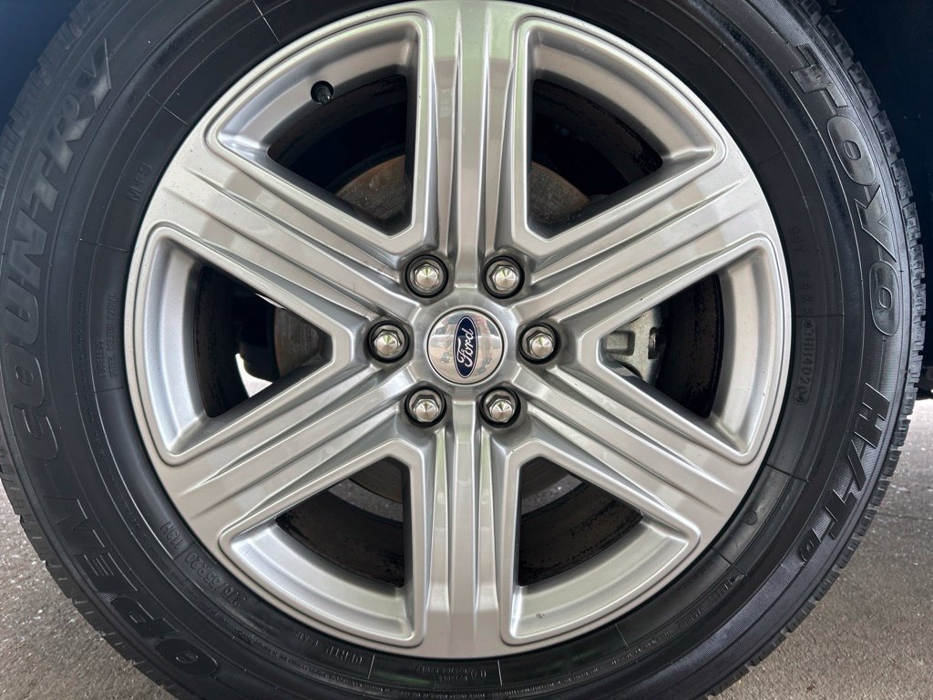 Used 2021 Ford Expedition XLT RWD image 32