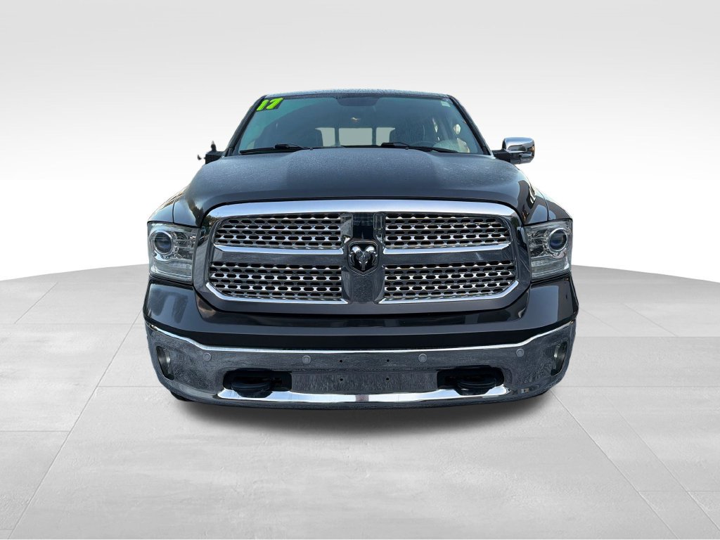 Used 2017 RAM 1500 Laramie w/ Convenience Group AWD/4WD image 2