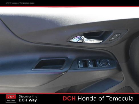Used 2022 Chevrolet Equinox LT FWD image 16