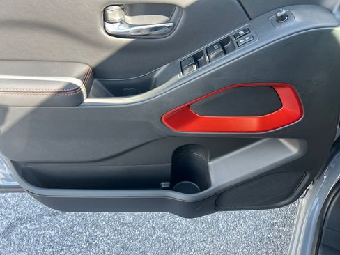 New 2025 Nissan Frontier PRO-4X w/ Interior Protection Package image 11