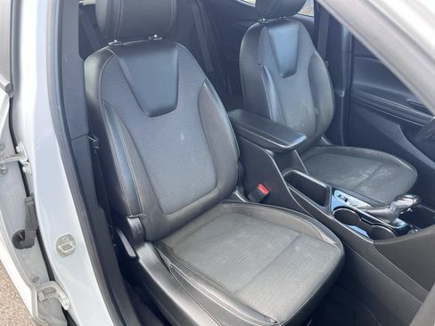 Used 2020 Buick Encore GX Select FWD image 17