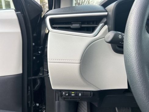 New 2026 Toyota Corolla Cross L image 27