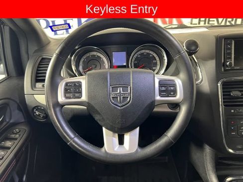 Used 2019 Dodge Grand Caravan GT w/ Safety Sphere Group FWD image 16