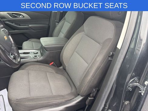 Used 2020 Chevrolet Traverse LT image 33