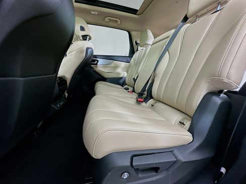 Used 2022 Acura MDX FWD image 26