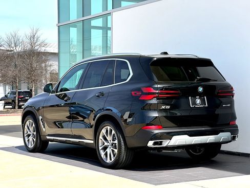 New 2026 BMW X5 sDrive40i w/ Premium Package image 7