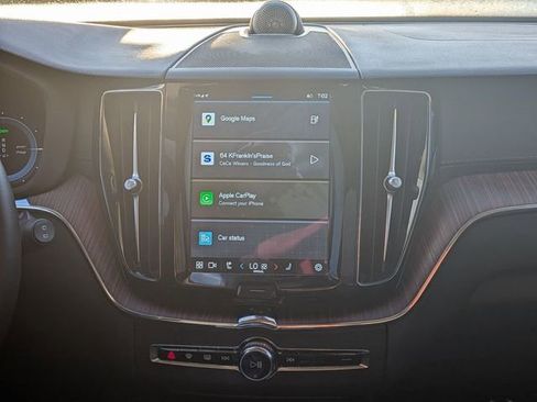 Used 2024 Volvo XC60 T8 Ultimate image 28