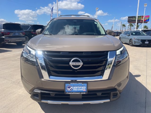 Used 2024 Nissan Pathfinder Platinum w/ Cargo Package AWD/4WD image 8