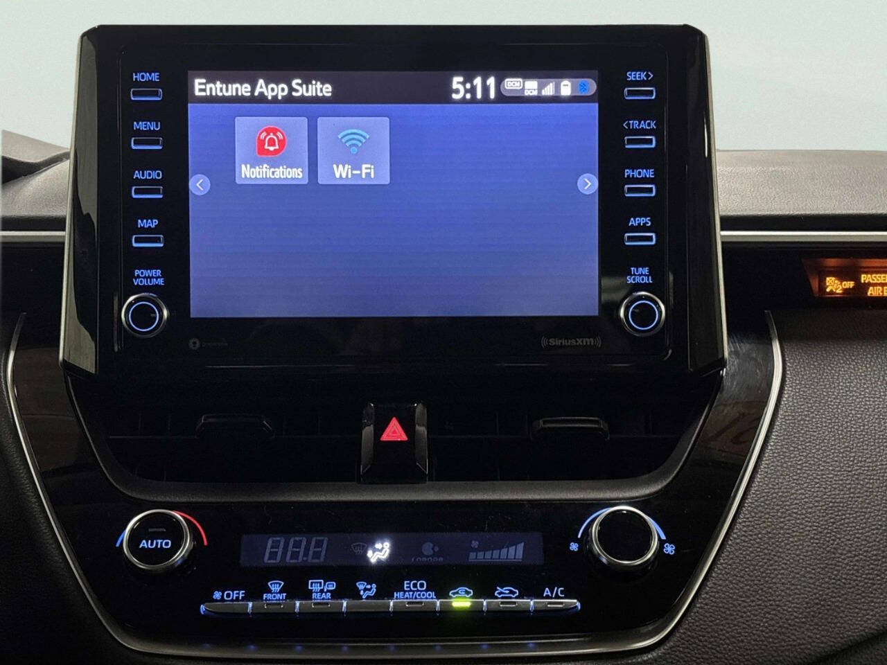 Used 2021 Toyota Corolla LE FWD image 22