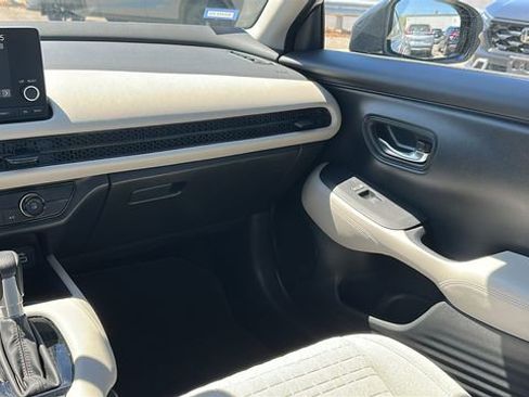 Used 2024 Honda HR-V LX image 23