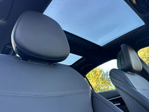 Certified 2025 Mercedes-Benz C 300 Sedan image 20