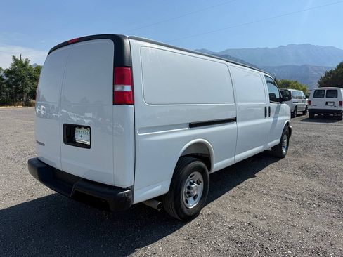 Used 2025 Chevrolet Express 2500 Extended w/ Driver Convenience Package RWD image 3
