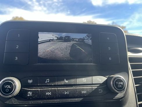 Used 2020 Ford Transit 250 Low Roof image 9