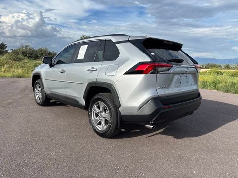 Used 2025 Toyota RAV4 XLE w/ Convenience Package FWD image 7