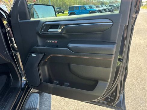 Used 2024 GMC Sierra 1500 AT4 w/ Technology Package AWD/4WD image 24