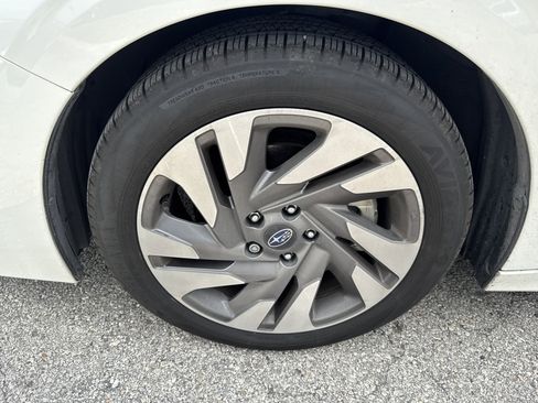 Used 2024 Subaru Legacy Limited AWD/4WD image 9