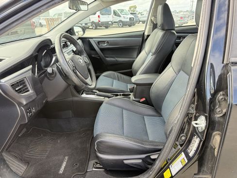 Used 2014 Toyota Corolla S w/ Driver Convenience Package image 5