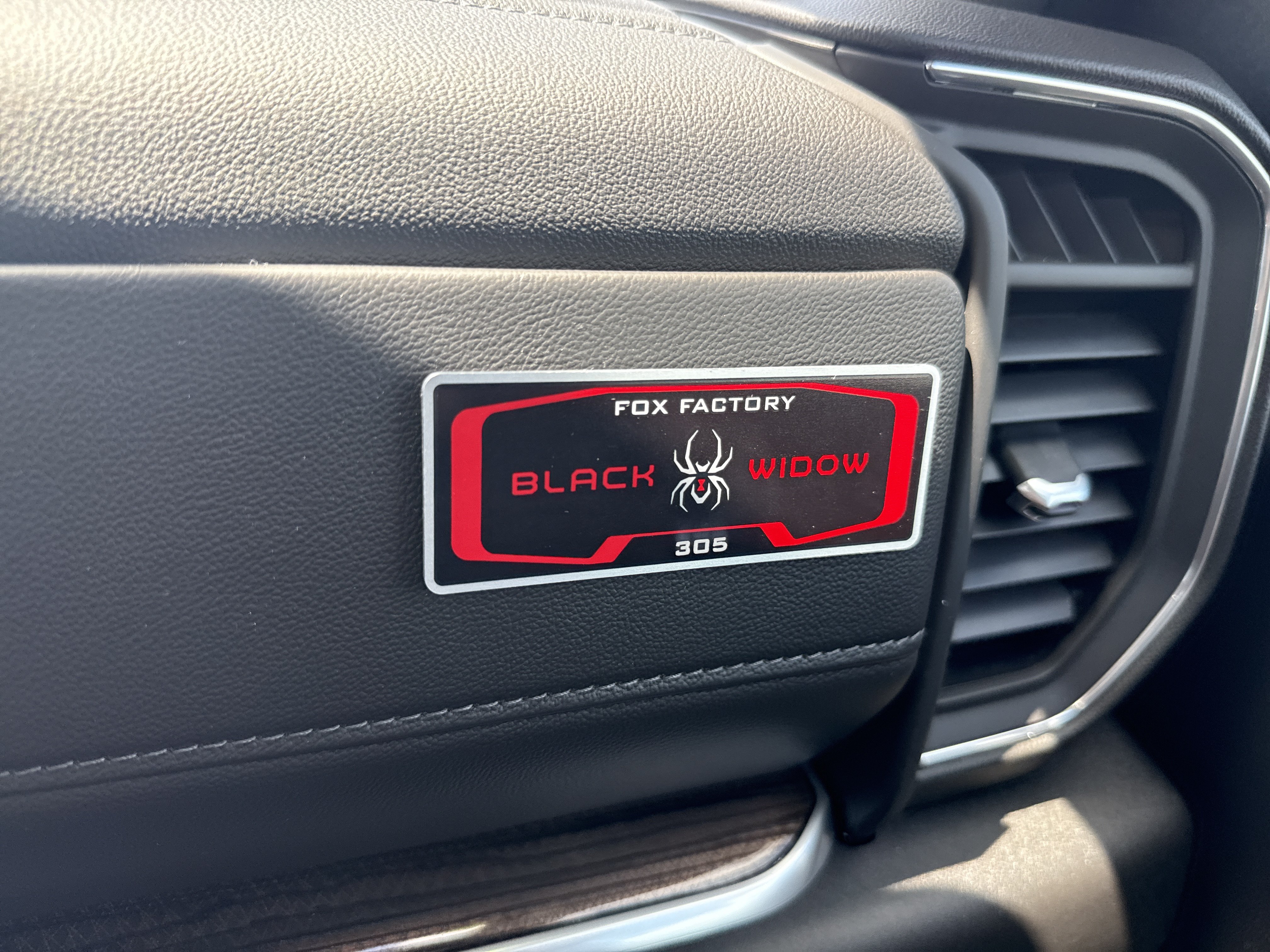 New 2026 Chevrolet Silverado 1500 RST AWD/4WD image 32