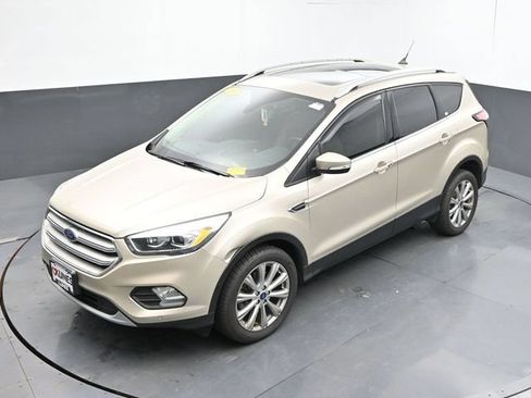 Used 2018 Ford Escape Titanium AWD/4WD image 15