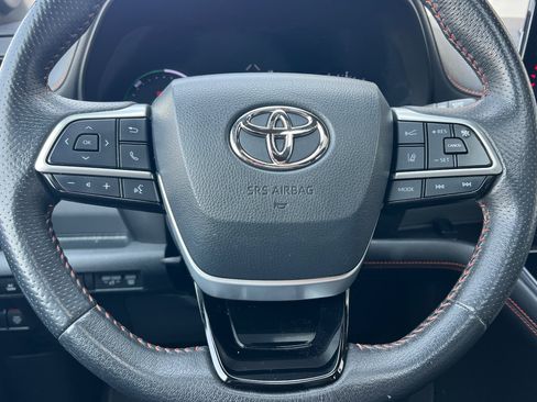 Certified 2022 Toyota Sienna XSE w/ XSE Plus Package AWD/4WD image 24