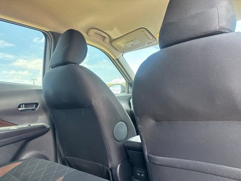 Certified 2020 Nissan Kicks SR FWD image 30