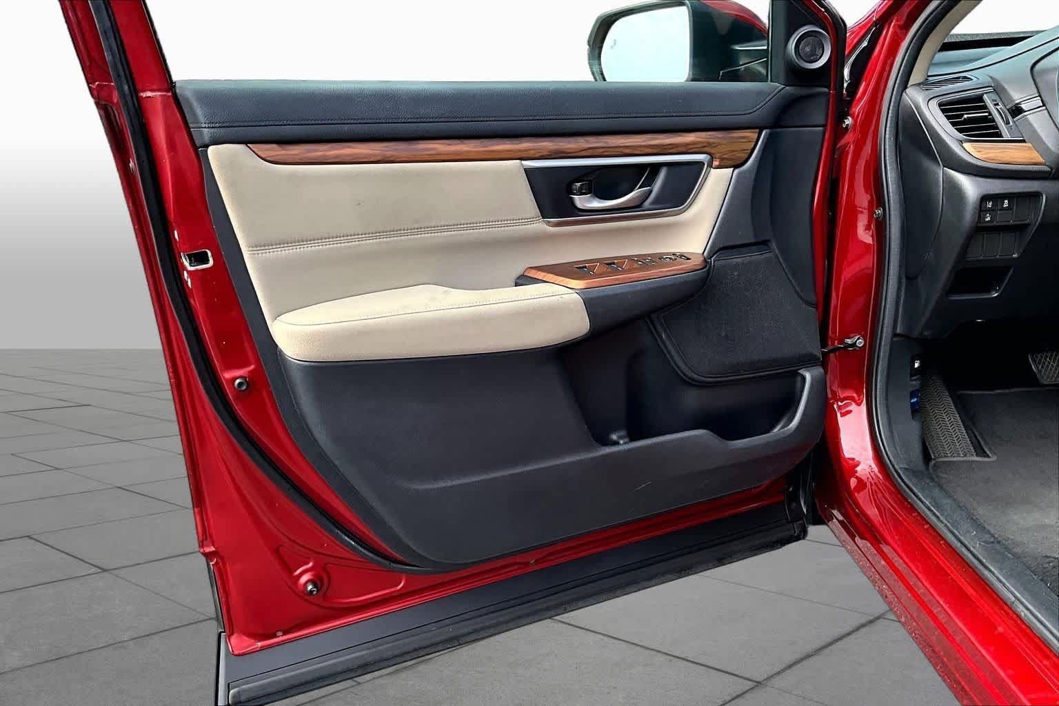Used 2019 Honda CR-V EX image 22