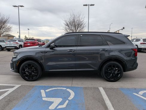 Used 2023 Kia Sorento SX image 10