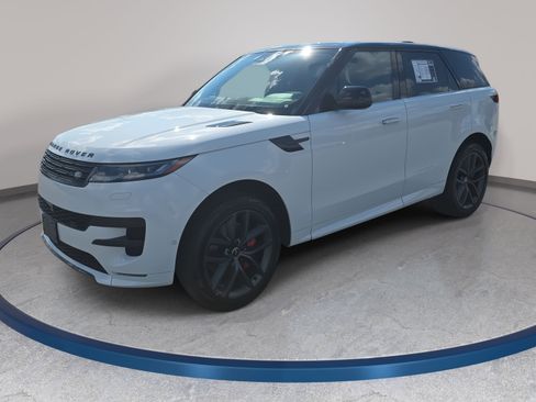 Used 2024 Land Rover Range Rover Sport Dynamic SE image 1