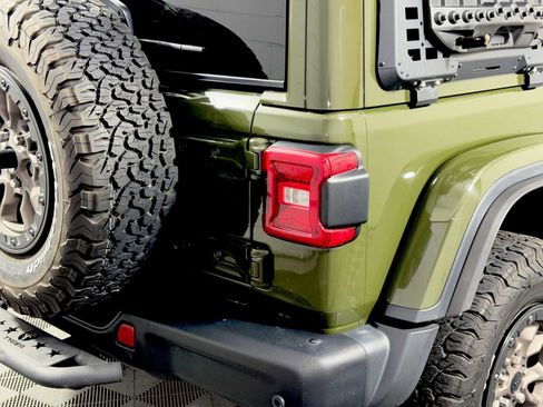 Used 2021 Jeep Wrangler Unlimited Rubicon AWD/4WD image 27