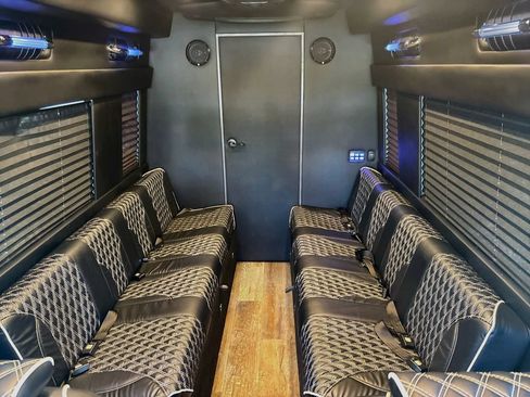Used 2022 Mercedes-Benz Sprinter 3500 image 21