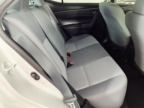 Used 2015 Toyota Corolla L image 6