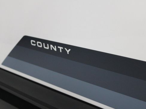 Used 2025 Land Rover Defender 110 S image 16