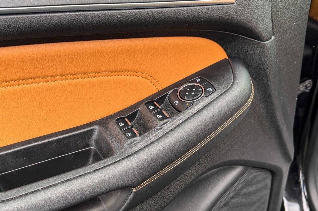 Used 2024 Ford Edge Titanium w/ Titanium Elite Package AWD/4WD image 24