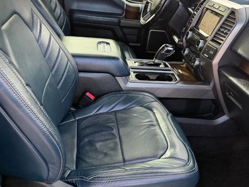 Used 2018 Ford F150 Limited image 14