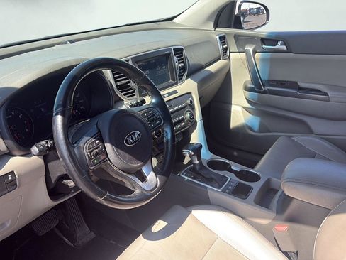 Used 2017 Kia Sportage EX w/ EX Premium Package AWD/4WD image 10
