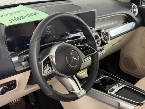 Certified 2025 Mercedes-Benz GLB 250 4MATIC image 14