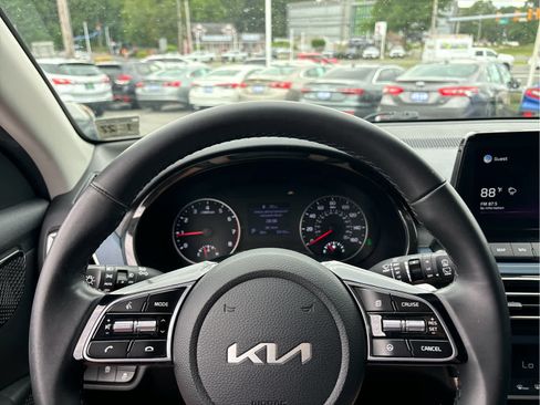 Used 2022 Kia Seltos Nightfall Edition AWD/4WD image 8