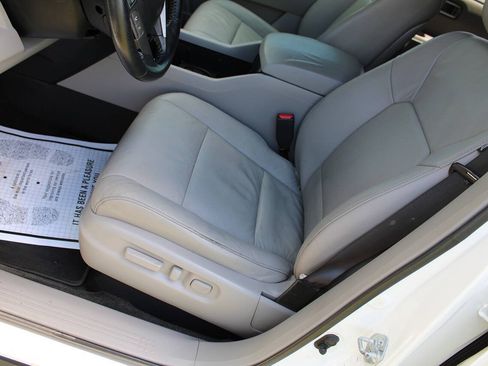 Used 2012 Honda Pilot Touring image 16