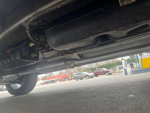 Used 2012 Hyundai Santa Fe GLS image 28