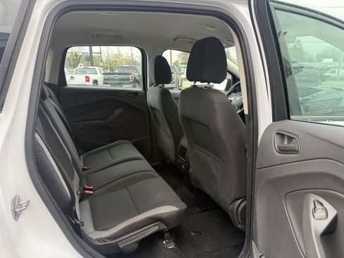 Used 2014 Ford Escape S image 18
