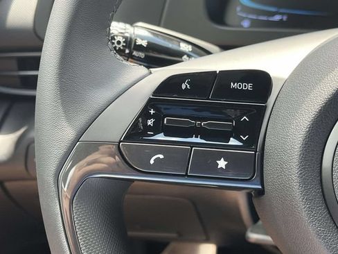 New 2026 Hyundai Elantra SEL Sport FWD image 19