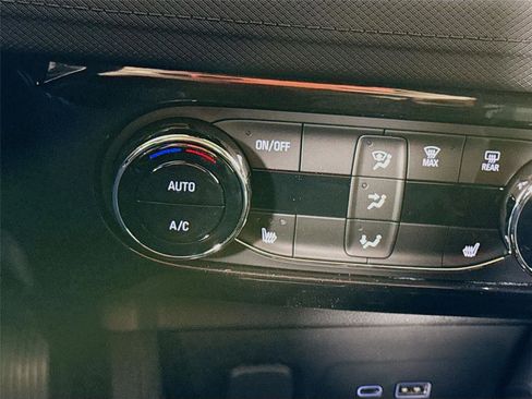 New 2026 Chevrolet TrailBlazer LT AWD/4WD image 13